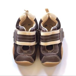 Boys Brown Grip ‘n’ Go Pediped, size 22